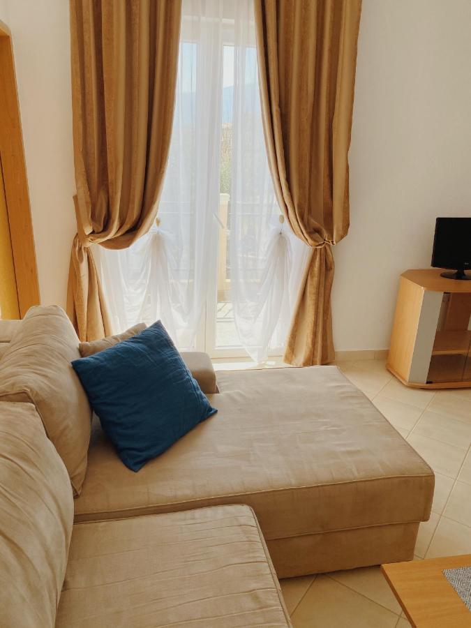 Apartments Sneki Baošići Eksteriør bilde